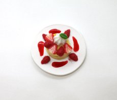 画像2: ミニチュアスイーツ 苺ソースパンケーキ (2)