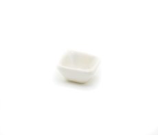 画像1: ミニチュア食器 角小鉢 (1)