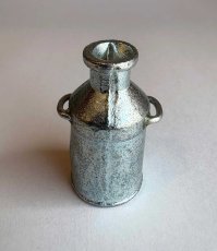 画像1: ミニチュアキッチン用品・ミルク缶 (1)