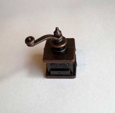 画像2: ミニチュアキッチン用品・コーヒーミル (2)