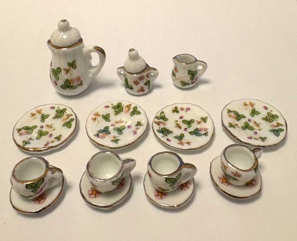 ミニチュア食器 陶器ティーセット15点セット ワイルドストロベリー