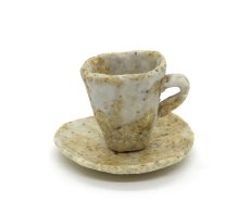 画像1: ミニチュア陶芸食器 コーヒーカップ ソーサー付き ベージュ (1)