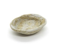 画像1: ミニチュア陶芸食器 楕円カレー皿 ベージュ (1)