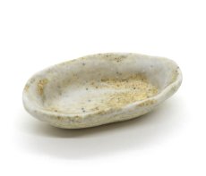 画像1: ミニチュア陶芸食器 楕円深皿 ベージュ (1)
