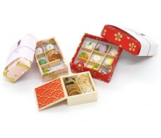 画像8: ミニチュア雑貨 木折り箱（赤）/ 折り詰め 菓子折り (8)