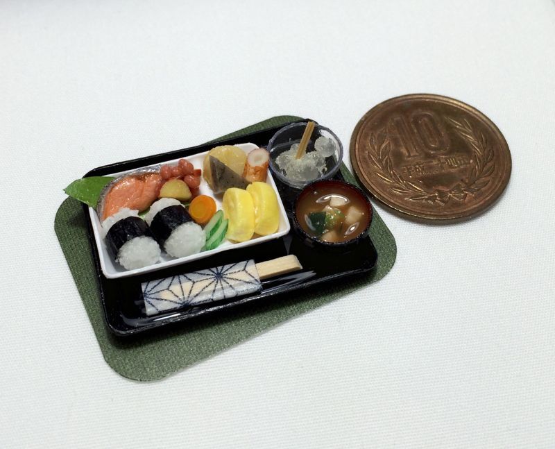 おにぎり定食 マーブルチョコ おにぎり定食 マーブルチョコ